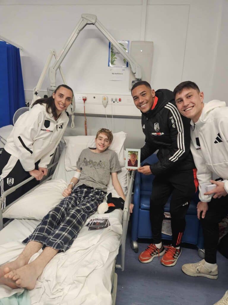 Fulham FC Players spread Christmas Cheer at Queen Mary’s Children’s Hospital